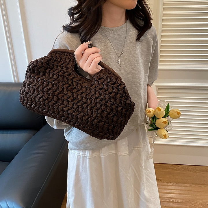 Débora | Bolsa de Palha em Formato de Concha