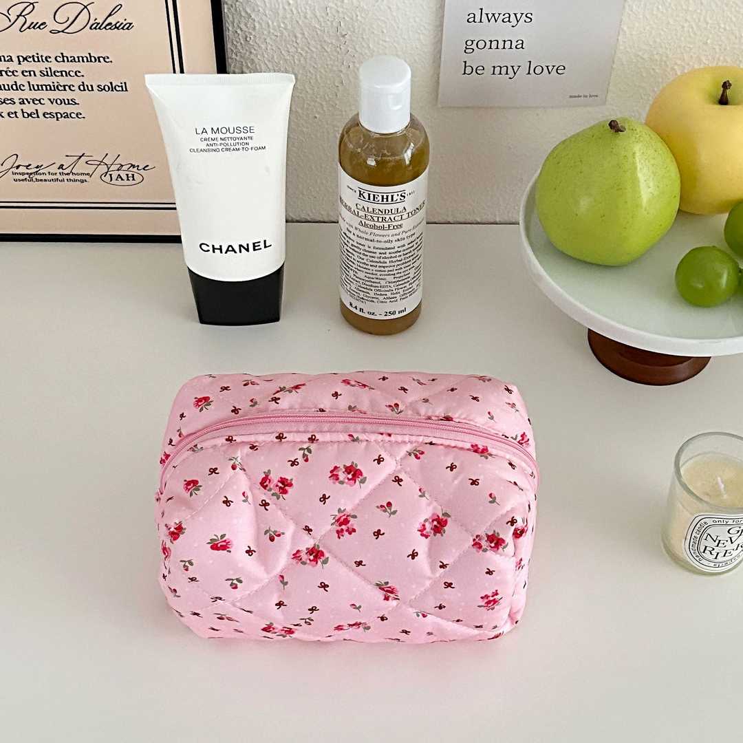 Emília | Bolsa com Estampa Floral Acolchoada