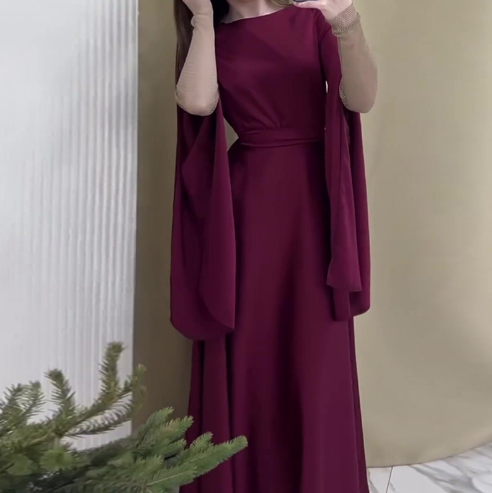 Cassandra | Vestidos de Manga Longa Slim-fit